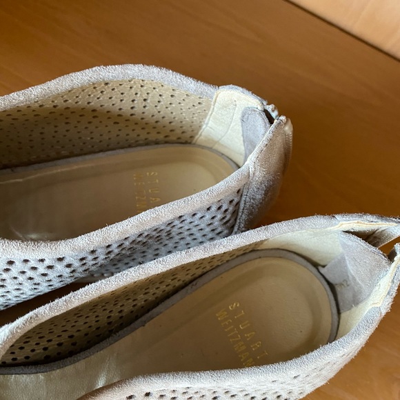 Stuart Weitzman - Picture 2 of 4
